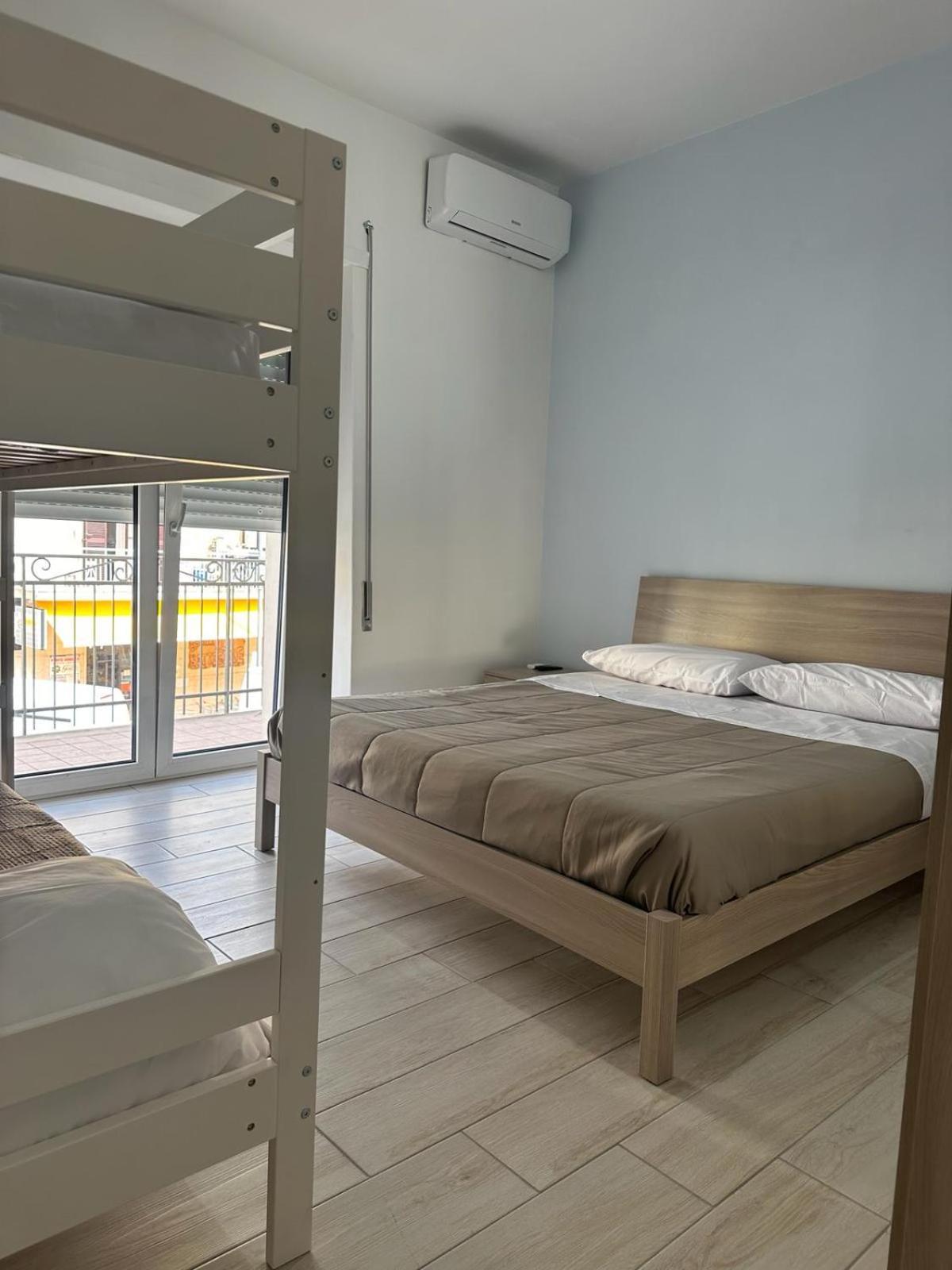 Apartmán Rent House Scauri Minturno Exteriér fotografie